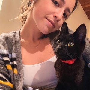 Meet your Posher, Nicole